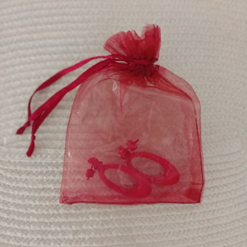 Oval earrings red, like new