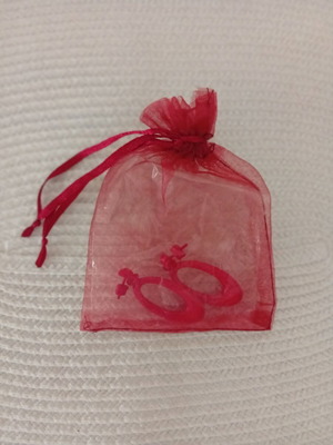 Oval earrings red, like new
