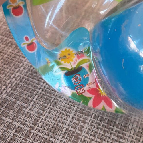 Solar flower pot toy new that moves leaves and petals
