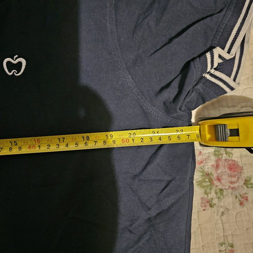 Navy polo used, size XL in very good condition