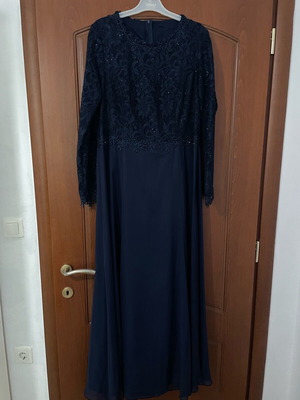Women's blue dress XXL like new with details