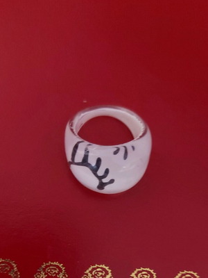 Glass black and white ring like new