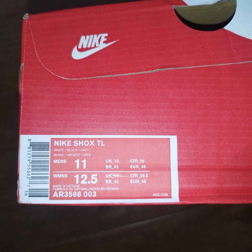 Nike sneakers size 45 like new, white and grey