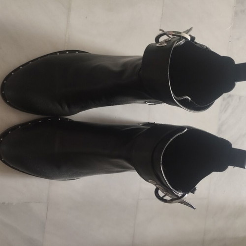 Bershka ankle boots size 39, black