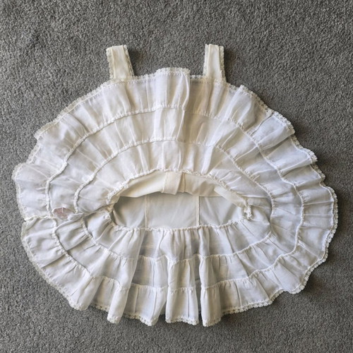 Slip dress sugar color used, kids Her Majesty size 4, 1960