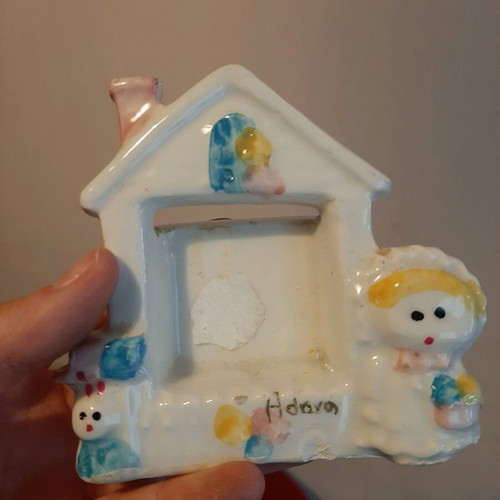 Porcelain frame in good condition