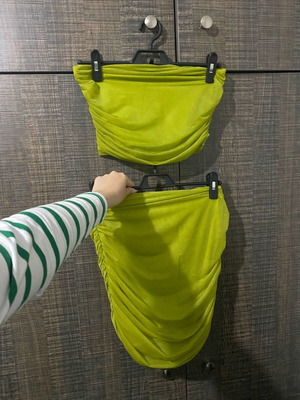 Zara set light green like new