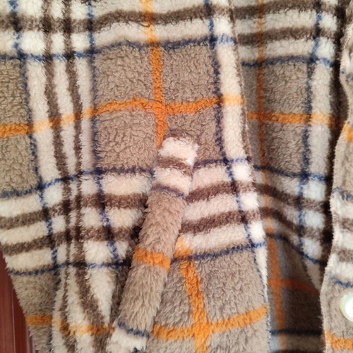 Checked coat jacket new, one size, with hood and pockets