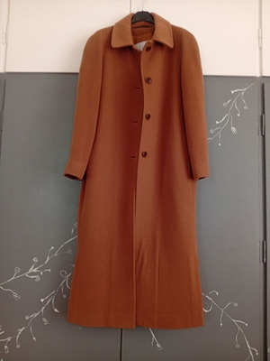 Makis Tselios Fashion Arte Maxima L/XL coat camel like new