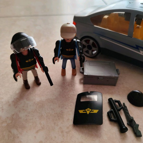 Playmobil swat team like new with all accessories without box