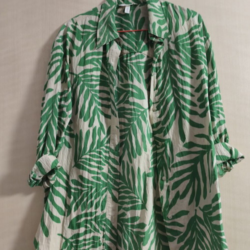 H&M shirt and pants set like new, beige and green