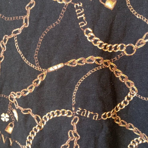 Zara blouse with chain print like new, size S