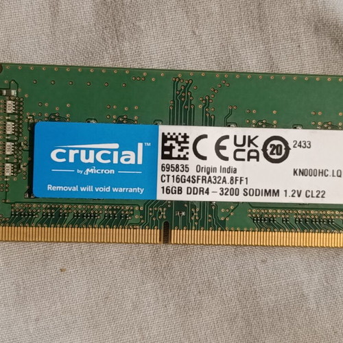 Crucial PC4 3200AA 16GB RAM like new for laptop