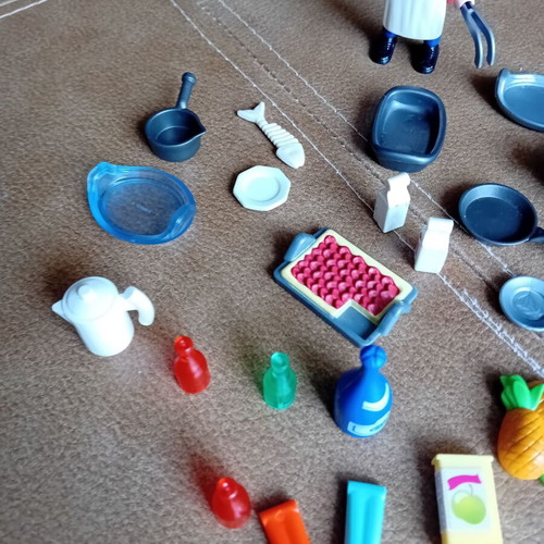 Playmobil chef cooking accessories like new