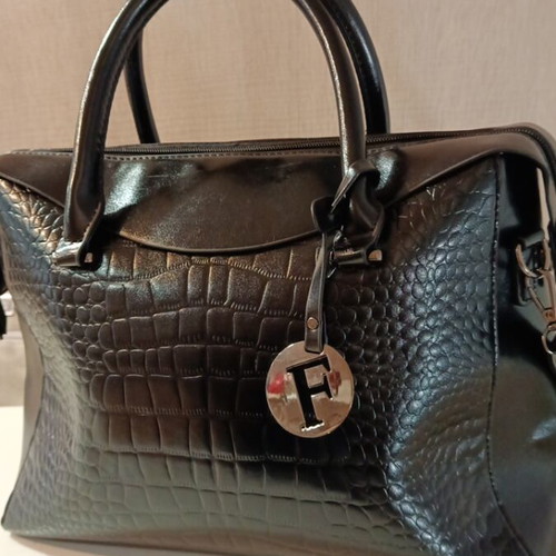 Women's black shoulder bag new
