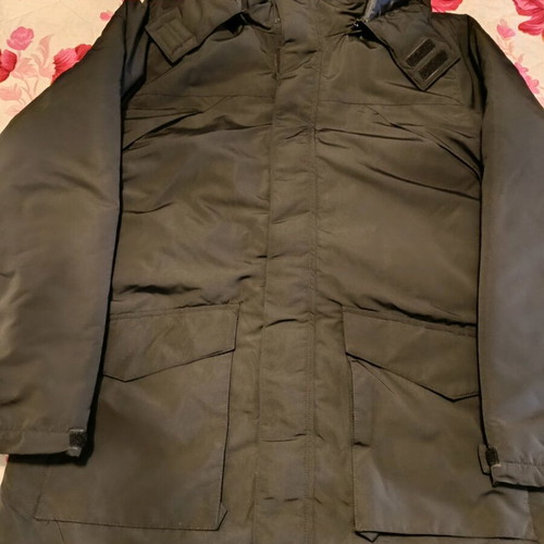 Men's long jacket Large like new, black with detachable hood