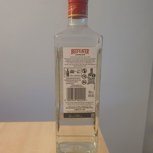 Beefeater London Dry Gin 700ml sealed bottle