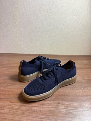 Blue Cox men's sneakers navy with beige sole, new, size 42