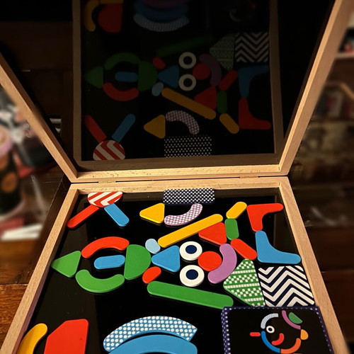 Djjeco wooden magnetic board like new