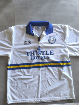 Leeds United ASICS vintage 1990s shirt like new, authentic