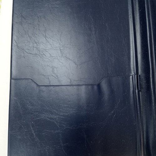 Seminar folder used with blue case from Italian company