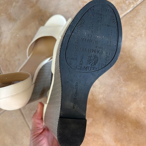 Vince Camuto beige women's sandals size EU 38 like new, leather
