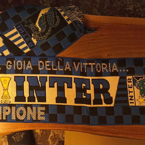 Inter vintage scarf like new, from another era