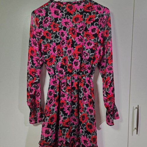 H&M Divided floral print long-sleeve dress like new