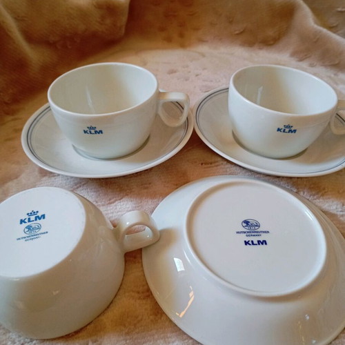 KLM porcelain set like new, 11 pieces from 1980