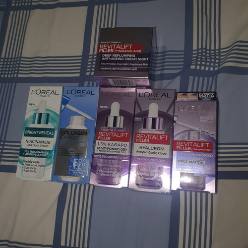 L'Oreal Paris skincare set, unopened