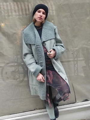 Mouton coat mint turquoise like new, size XL
