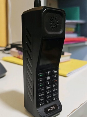 Retro mini phone General Mobile H999 σαν καινούργιο, Dual SIM, μαύρο