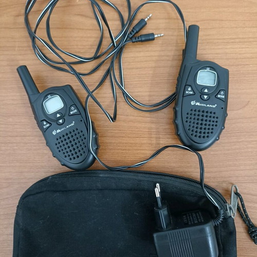 Midland G5 walkie-talkie used