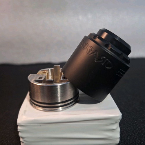 Vaperz Cloud Asgard 30mm dripper like new, black