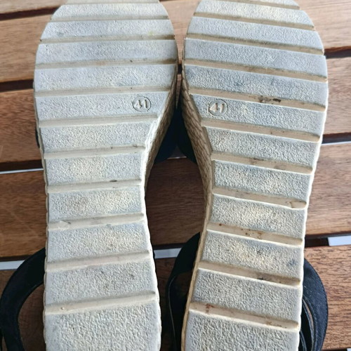 Beatris black suede espadrille platforms like new, size 41