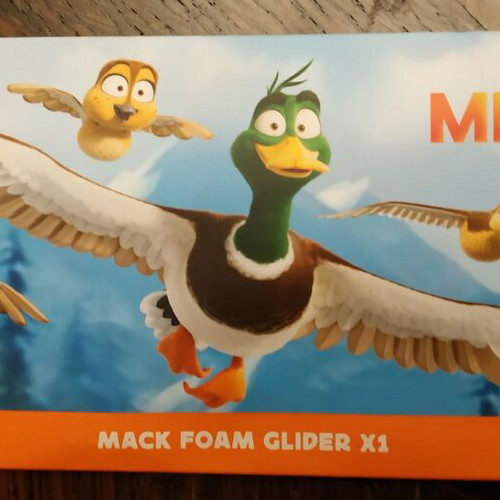 Migration set of 8 items from Universal Studios 2023 movie, new
