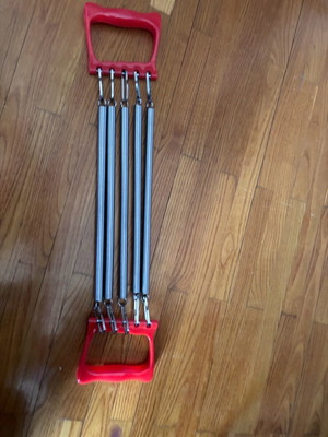 Amila chest exercise spring like new