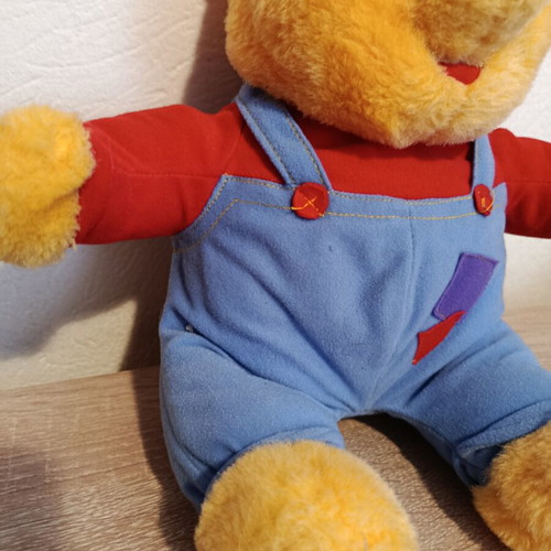 Vintage Winnie the Pooh plush bear used, large size