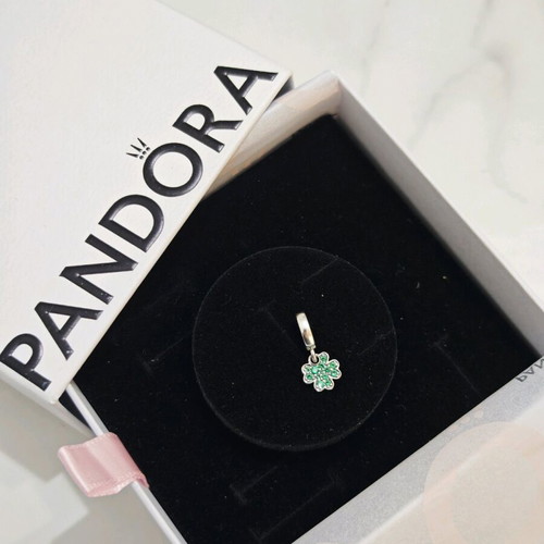 Pandora charm clover in 925 silver with green cubic zirconia new