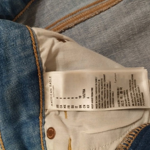 Τζιν σορτσάκι γυναικείο American Eagle μεταχειρισμένο, σαν καινούργιο