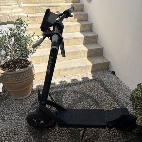 Kukirin G3 electric scooter