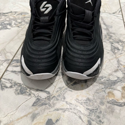 Jordan Luka3 sport shoes like new, size 39