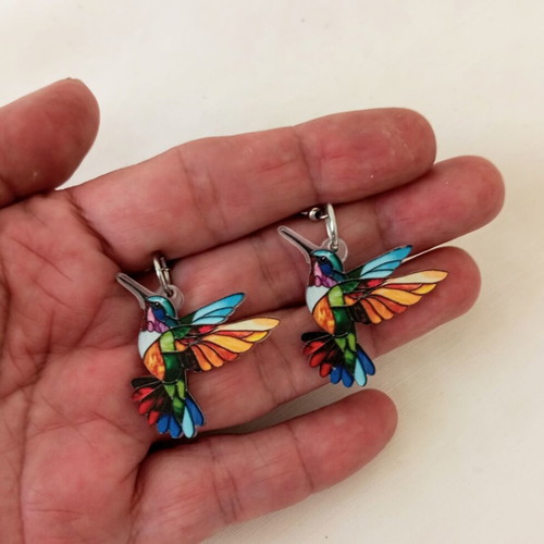 Hummingbird Earrings new, colorful plexiglass