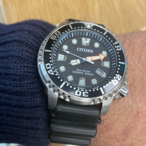 Citizen Eco Drive Professional Diving Watch Like New with 4 Straps