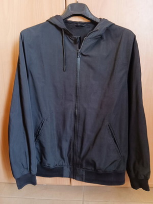 Ανδρικό μαύρο τζάκετ με κουκούλα H&M, μέγεθος M