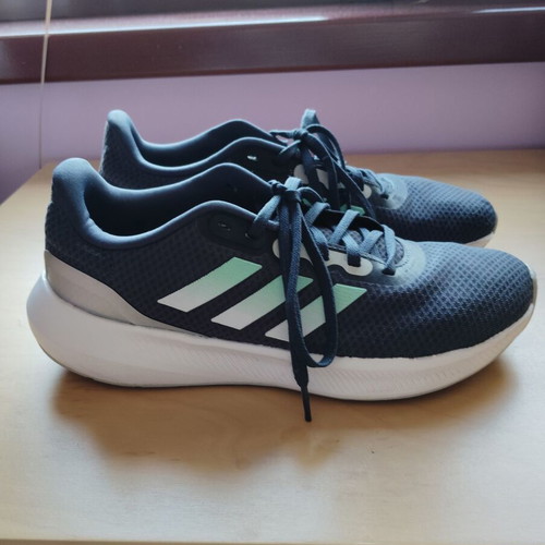Adidas sports sneakers new, size 41 1/3