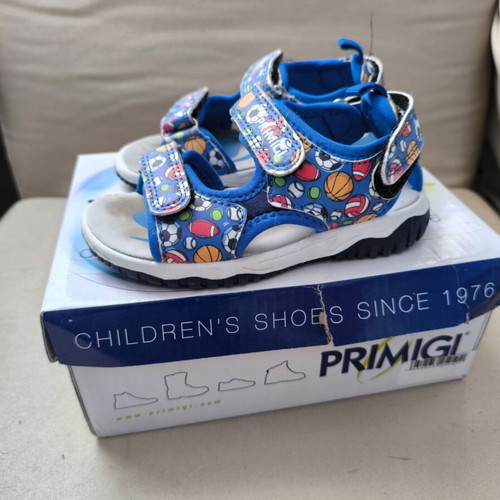Primigi children's sandals like new, size 25, 14 cm insole