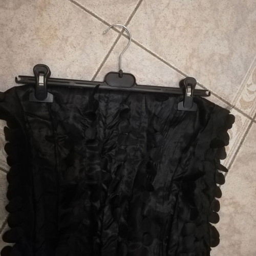 Total Black pashmina satin 45x1.50cm in excellent condition for evening wear