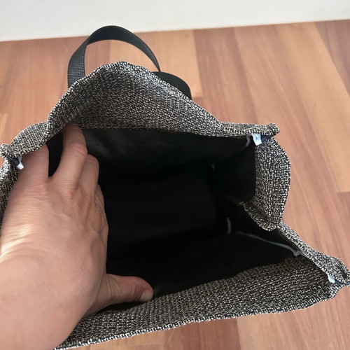 The Lunch Bags insulated food bag like new with Thermo Hot and Cold