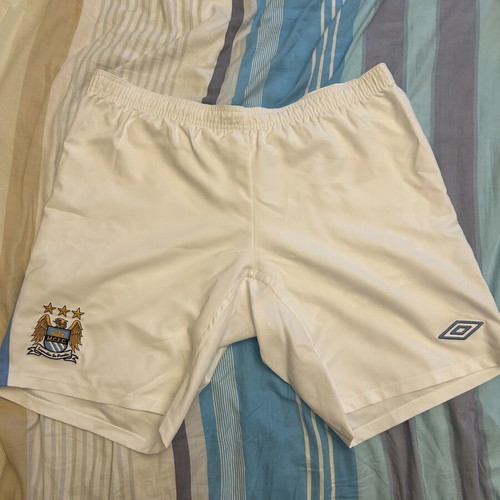 Manchester City Umbro Vintage Shorts like new, official product